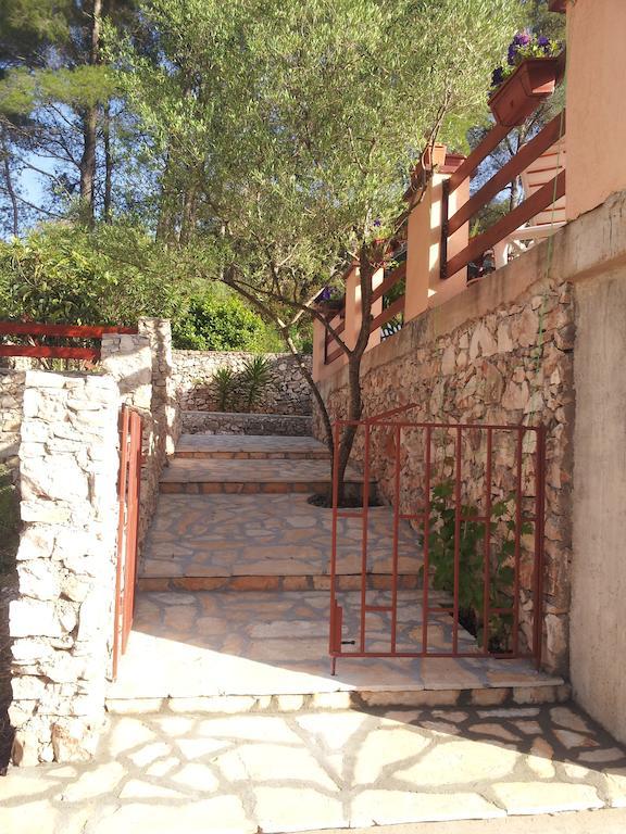 Apartment Vesna Vela Luka Bagian luar foto
