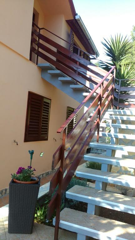 Apartment Vesna Vela Luka Bagian luar foto
